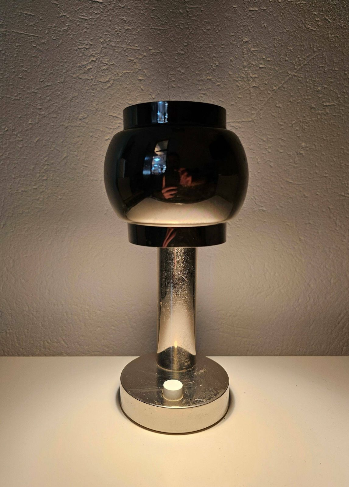 Small Space Age Table Lamp Done In Chrome With Revolving Shade // Made In Italy In 1970s photo Lighting