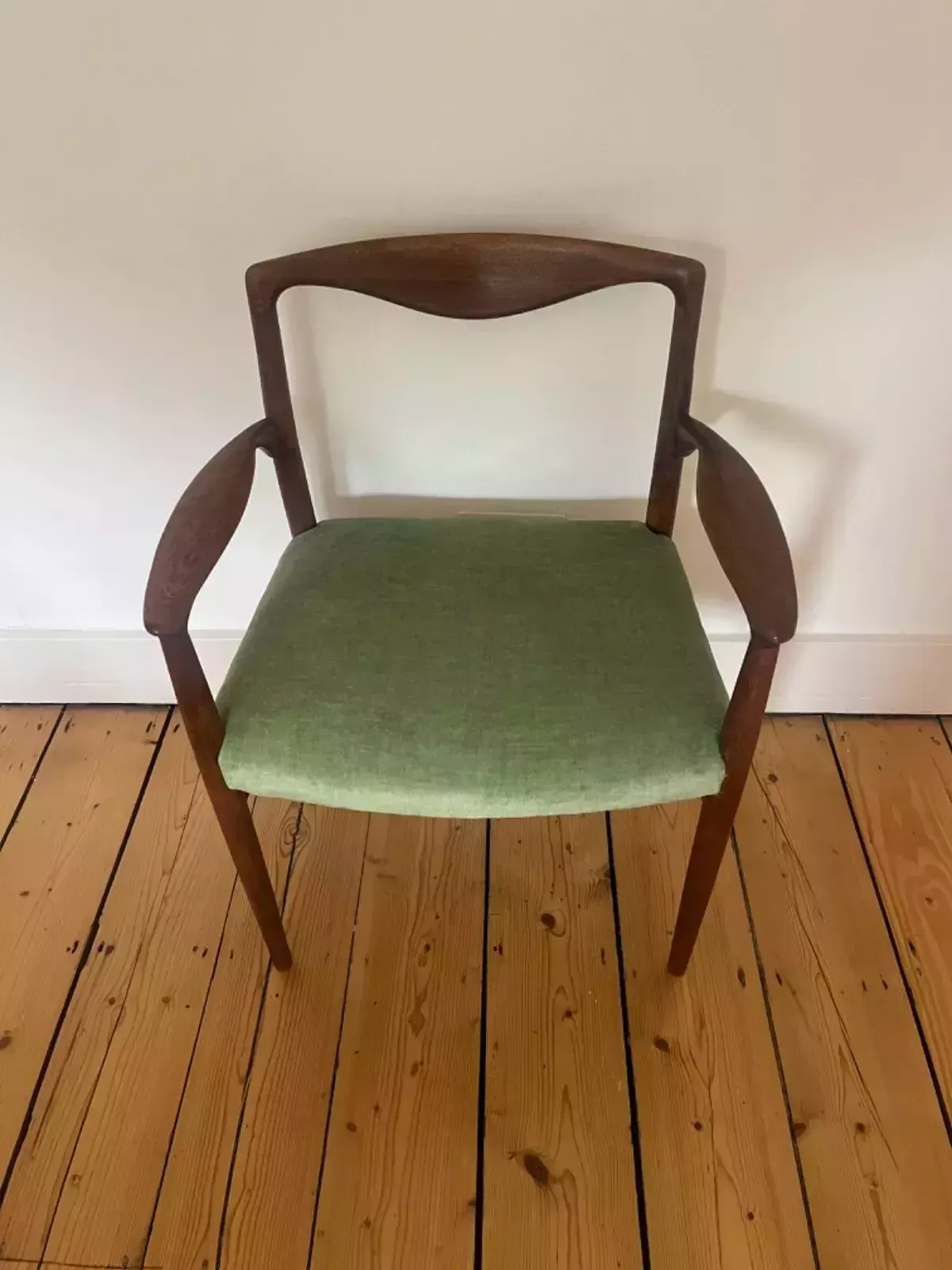 photo vinterior Danish Teak Chair 1960’s By Kai Lyngfeldt Larsen For Soren Willadsen Mobelfabrik