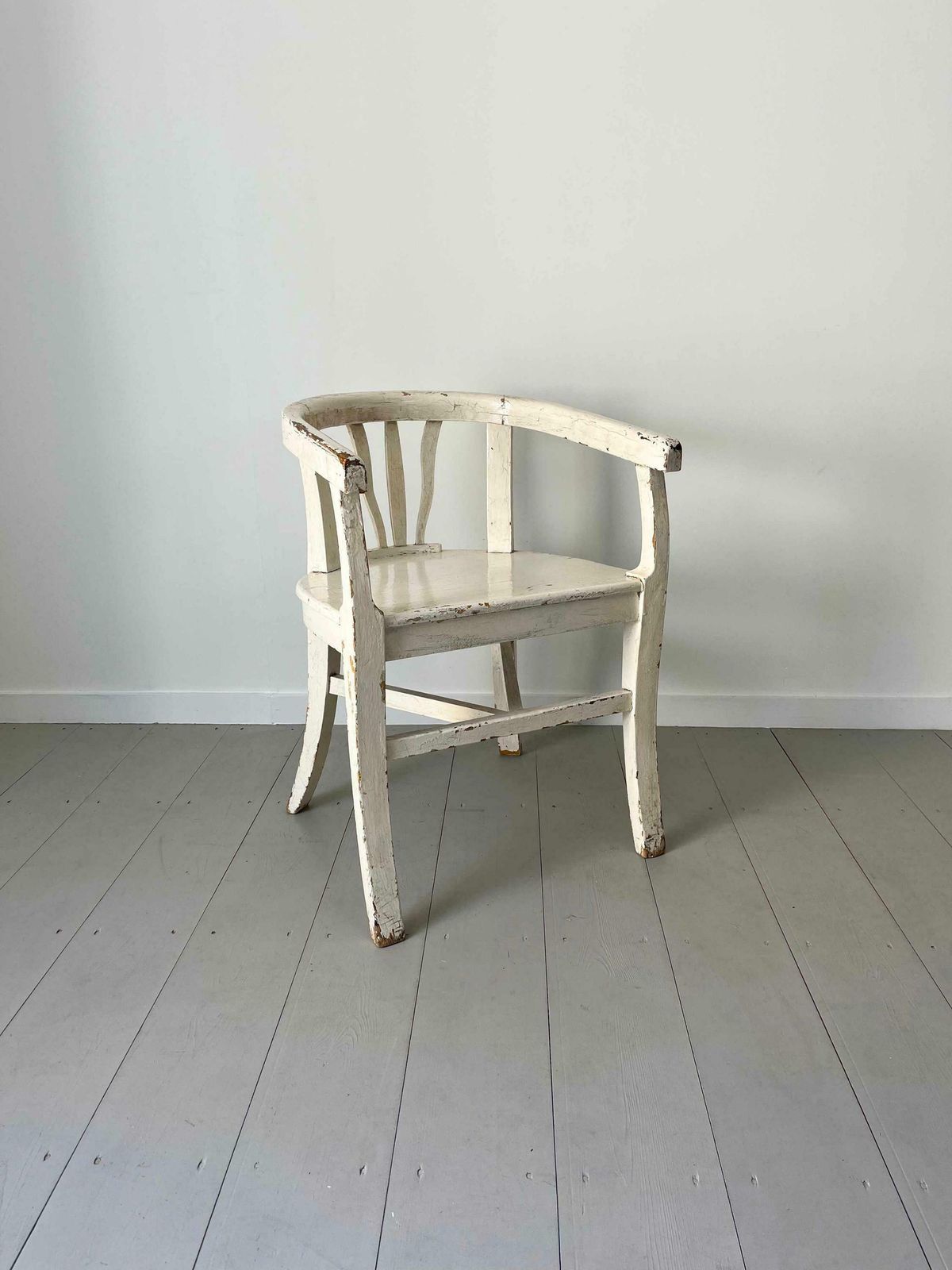 19th Century Swedish Barrel Back Painted Wooden Antique Chair Off White