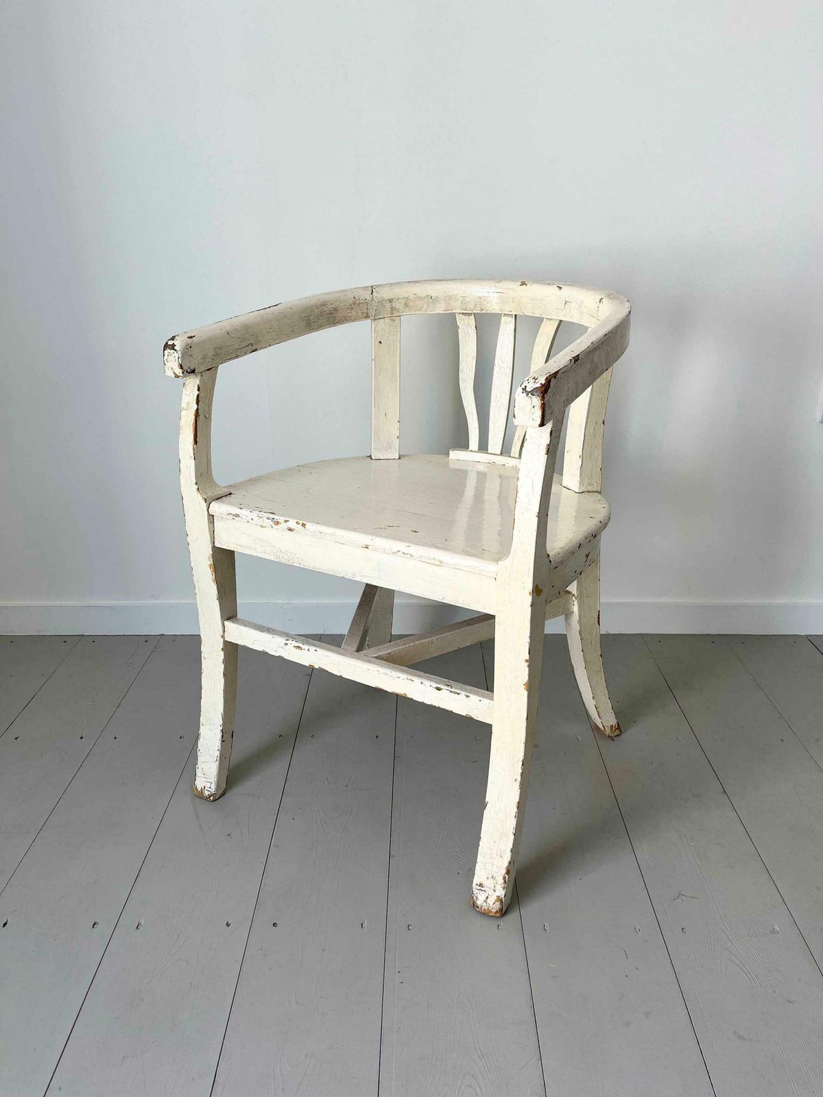 19th Century Swedish Barrel Back Painted Wooden Antique Chair Off White photo Furniture