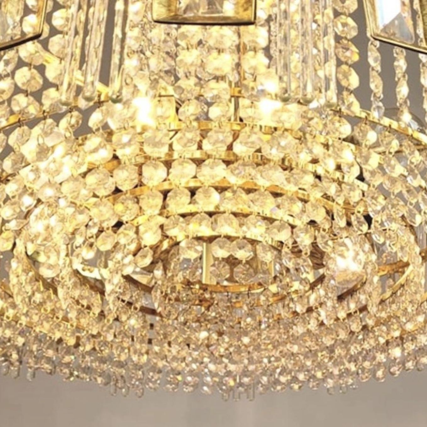 Chandelier In Gilded Brass And Glass Garlands – 12 Lights photo furniture