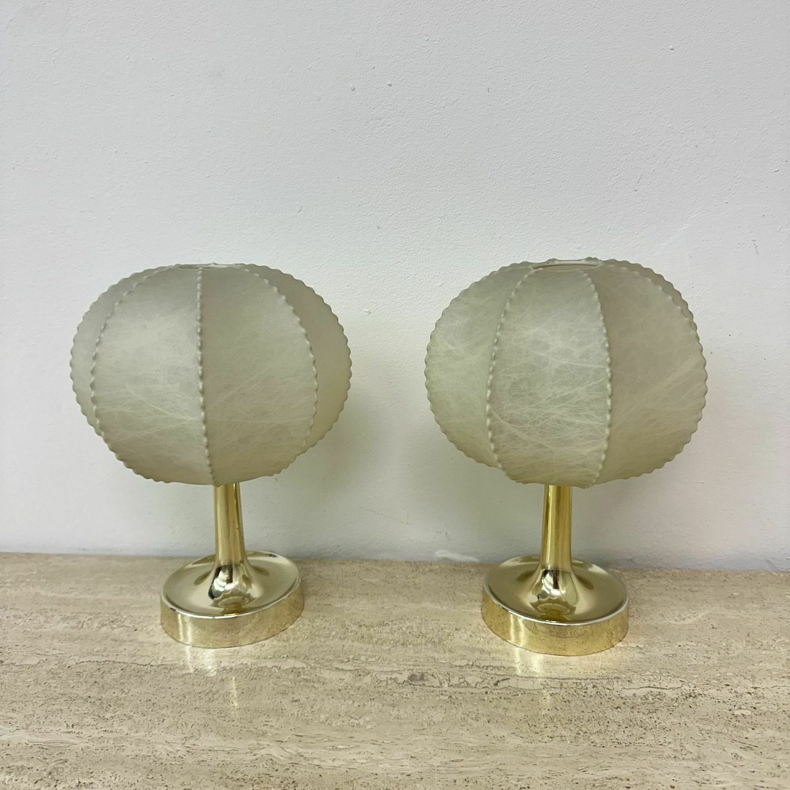 Paar Cocoon Tafellampen Van Alfred Wauer Voor Goldkant, Ca. Jaren 1960 photo for sale