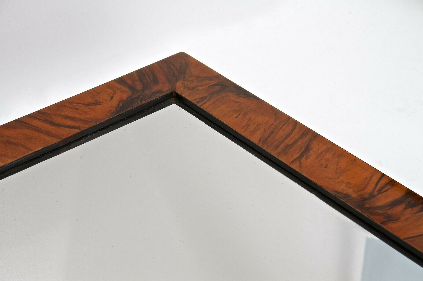 photo vintage 19th Century Biedermeier Walnut Mirror  Original Facet Cut , At Ca. 1825