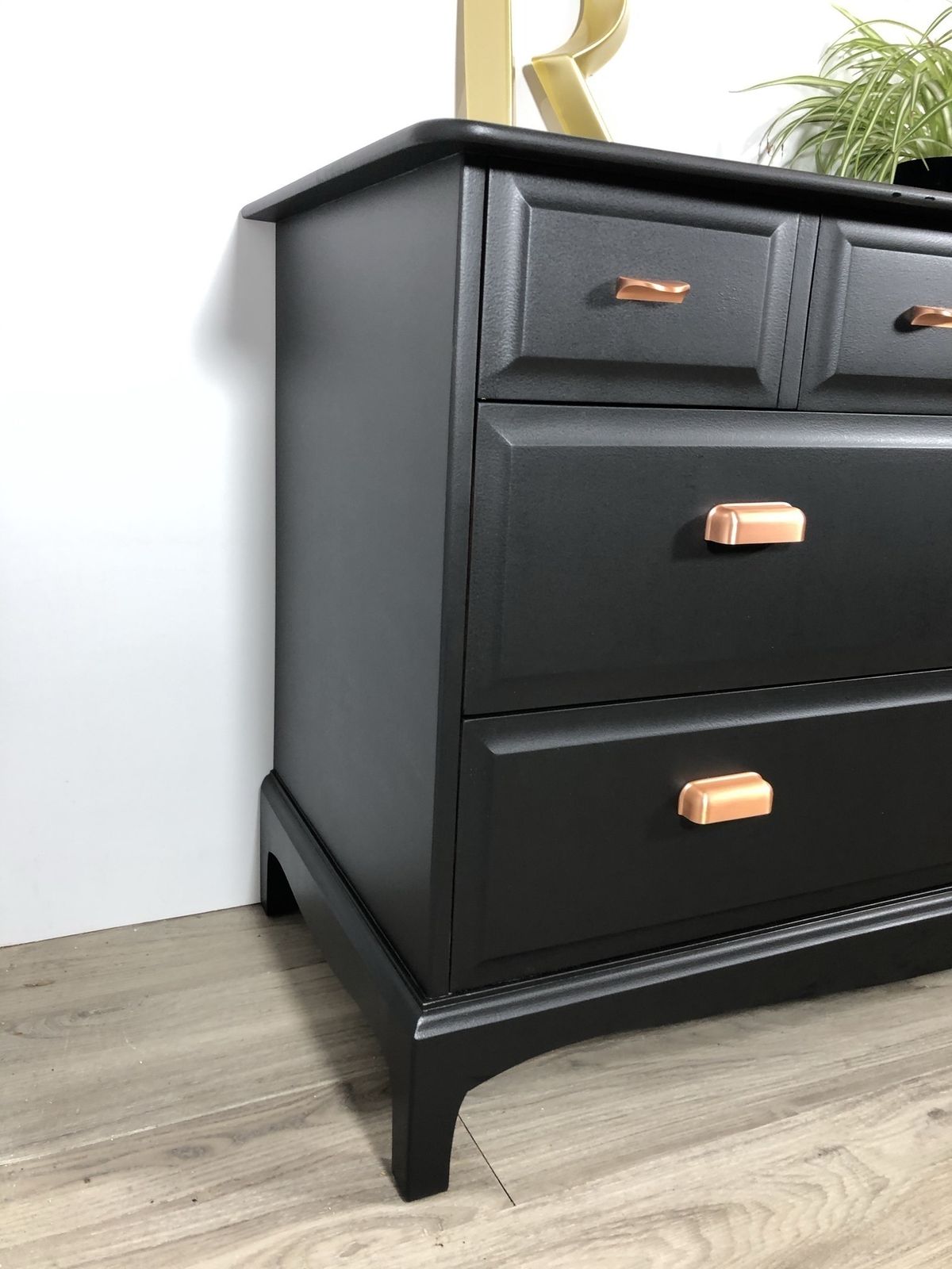 Stag Minstrel Chest Of 4 Over 2 Drawers Painted Black photo furniture