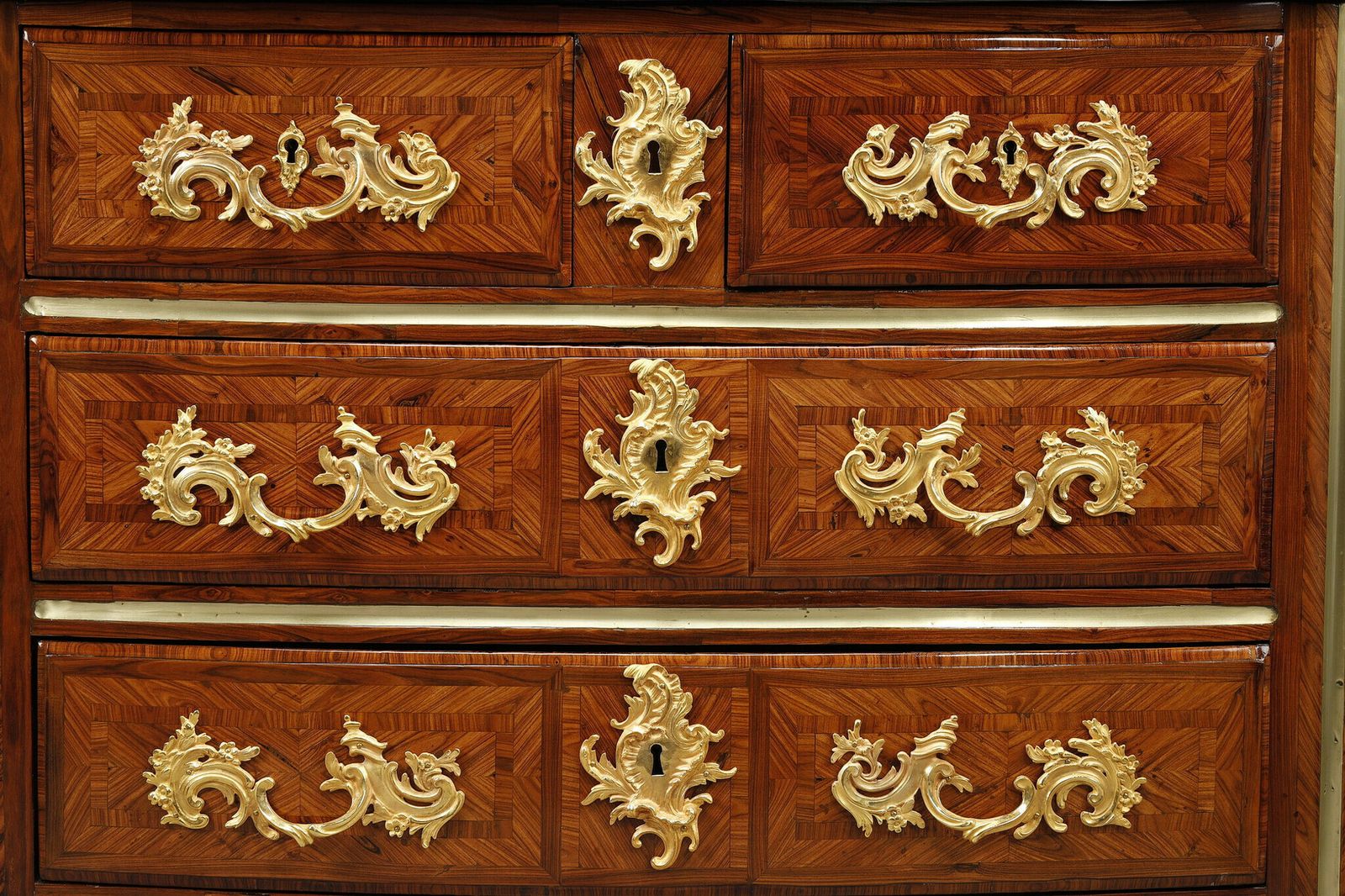 Regence Chest Of Drawers Stamped P M , Attributed To Pierre Moulin photo vinterior