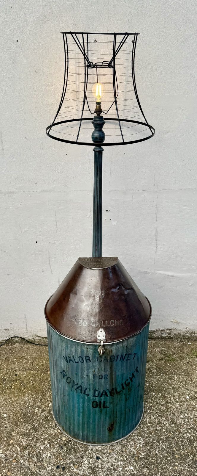 Lighting 1930s Royal Daylight Oil Drum Lamp photo