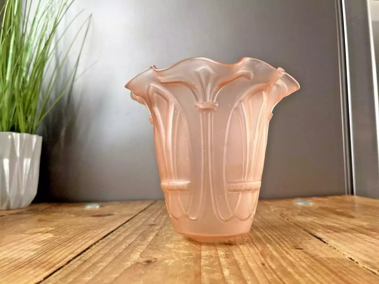 photo furniture Antique C1900 Satin Pink Art Nouveau Frosted Glass Light Ceiling Lamp Shade