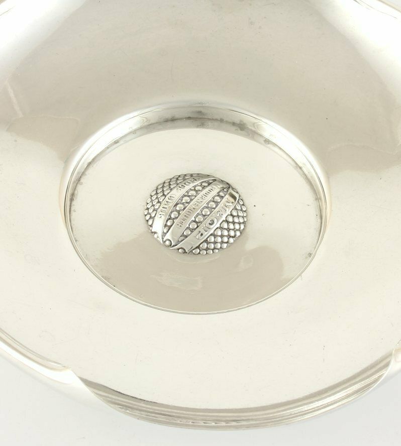 370.0 Silver Bramble Golf Ball Dish. M&Qp Bournemouth Golf Club Trophy 1920. photo