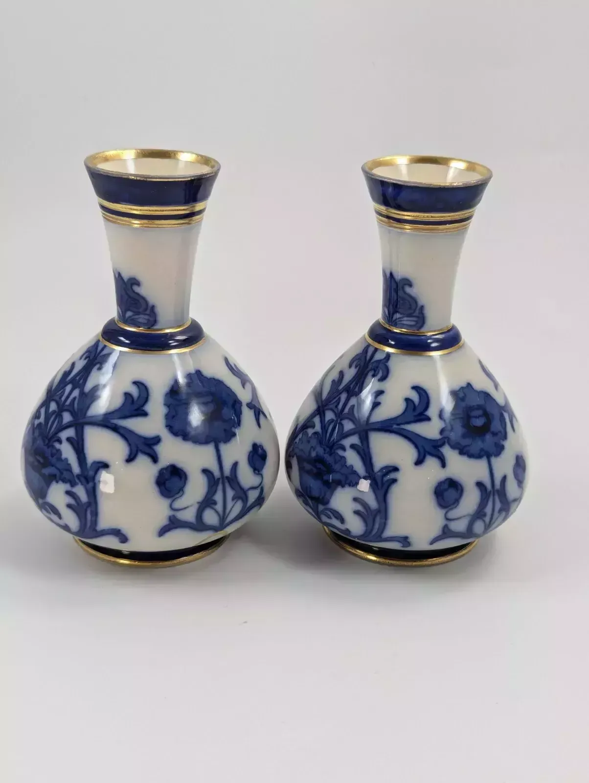 A Pair Of Moorcroft Macintyre Aurelian Small Vases, Late 19th Century photo 1000.0