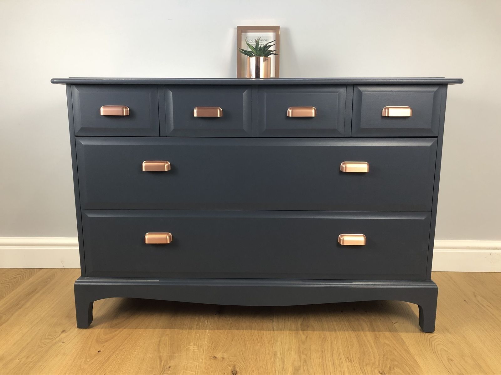 Stag Minstrel Chest Of 4 Over 2 Drawers Painted Blue