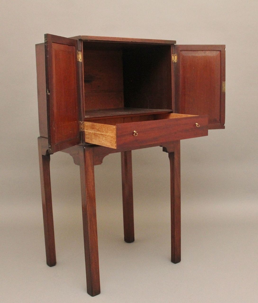 Early 19th Century Mahogany Cabinet On Stand photo vinterior