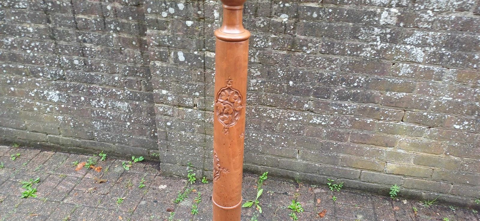 Superb Vintage Mid 20th Century Carved Oriental Style Standard Lamp photo for sale