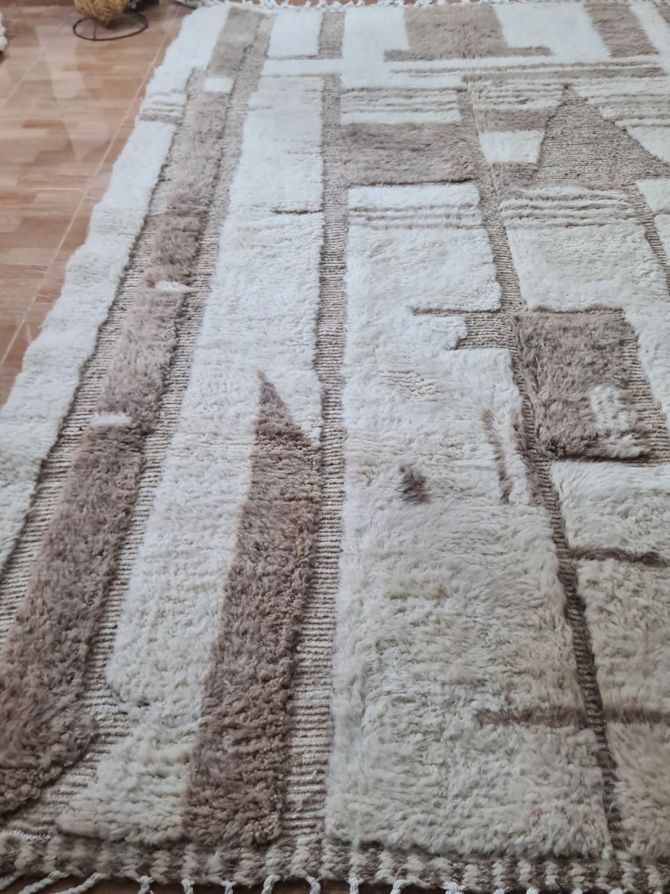 Beniouaren Moroccan Rug 300x200 Cm photo Textiles