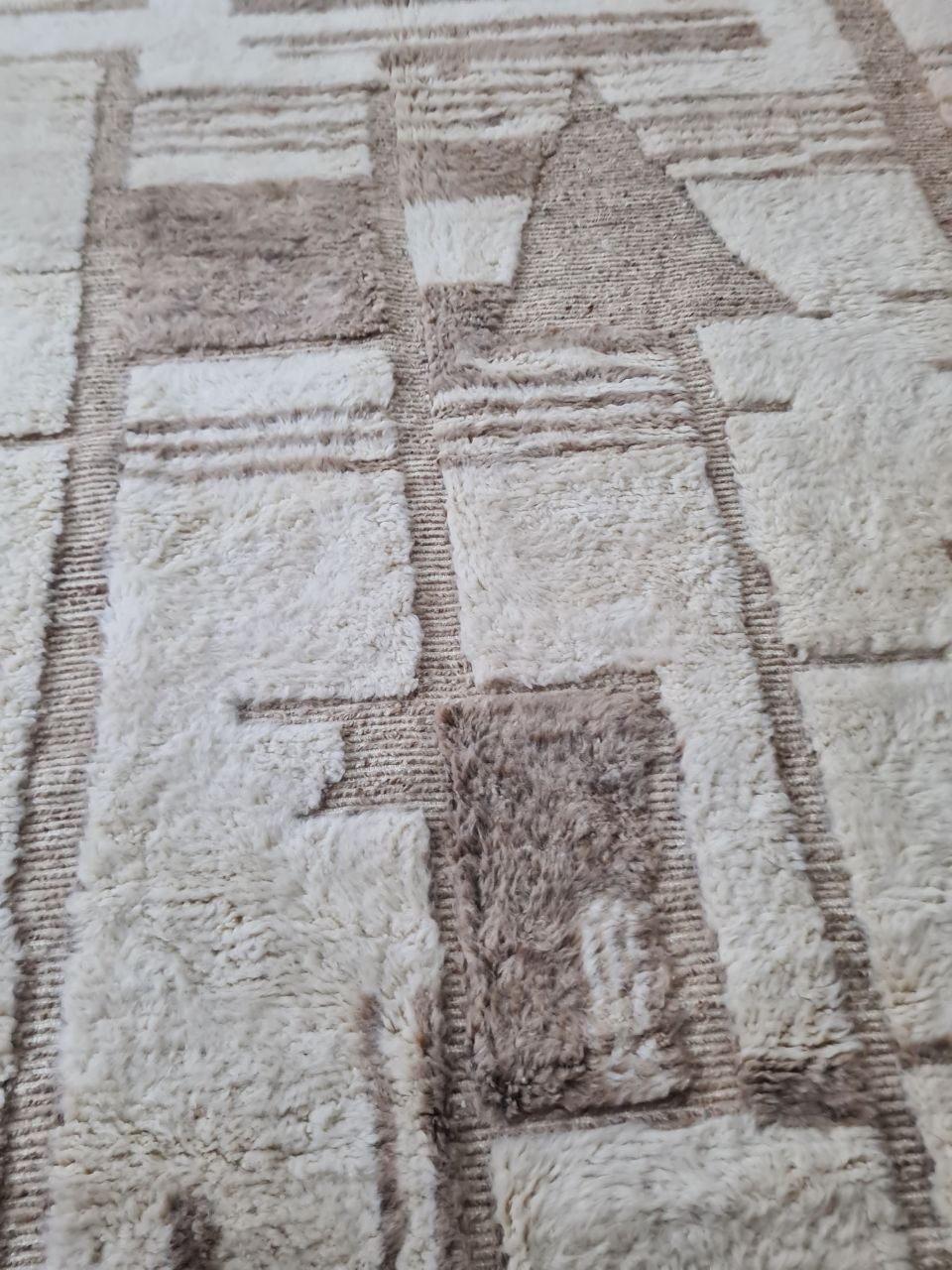 675.0 Beniouaren Moroccan Rug 300x200 Cm photo