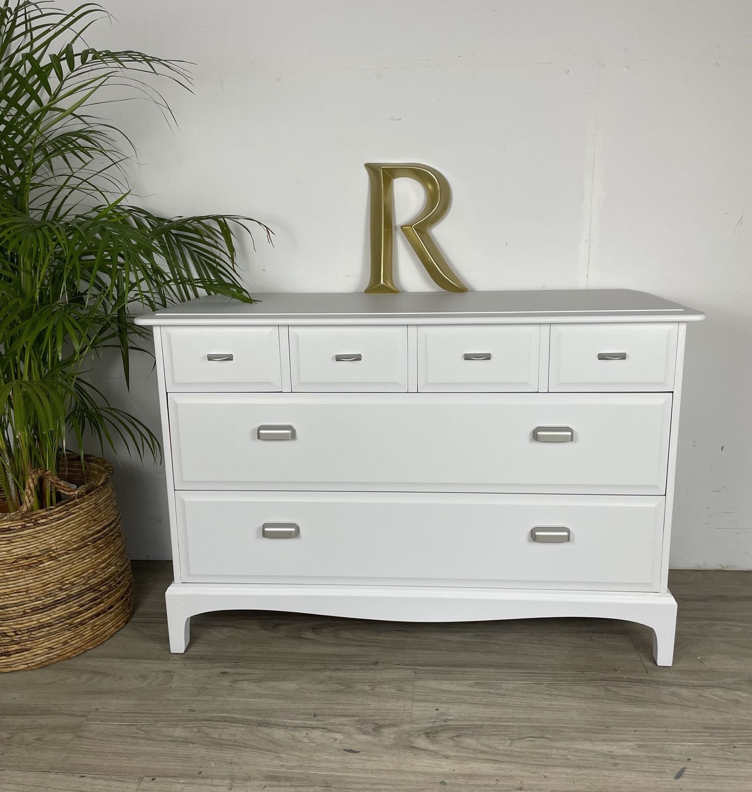 Stag Minstrel Chest Of 4 Over 2 Drawers Painted Grey photo for sale