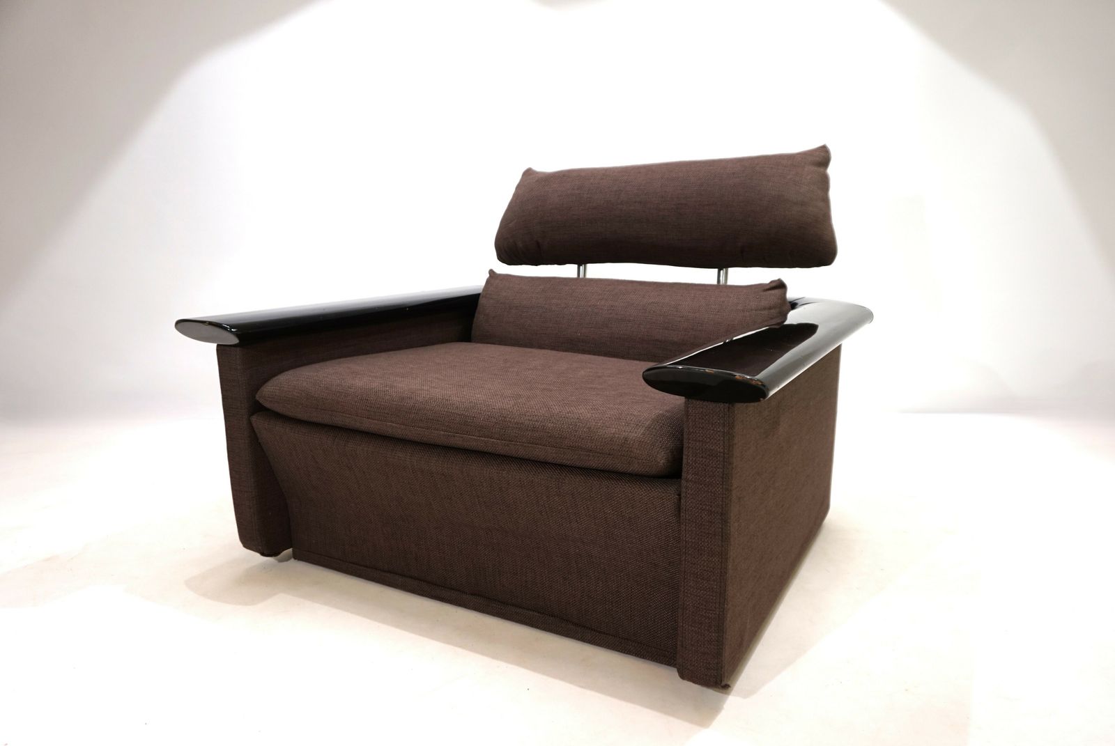 Tecno Lounge Chair With Piano Lacquer Frame, 1970 photo for sale