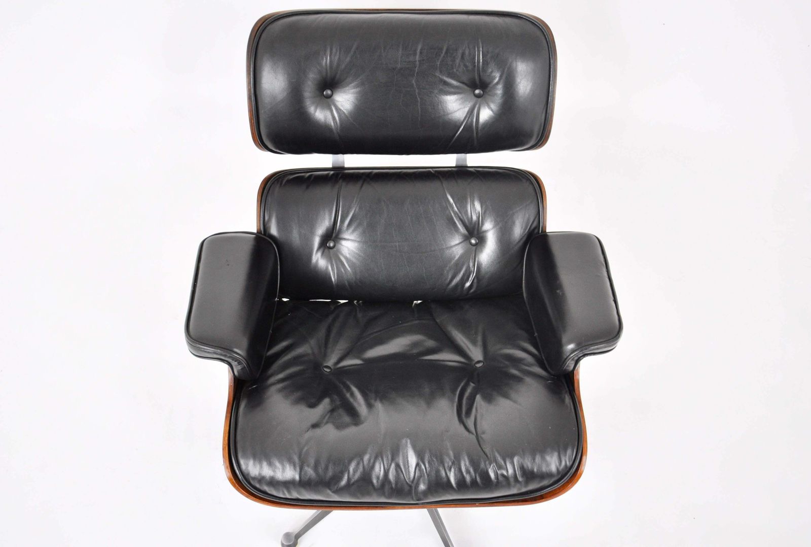 photo furniture Lounge Chair By Charles & Ray Eames For Icf, 1970s