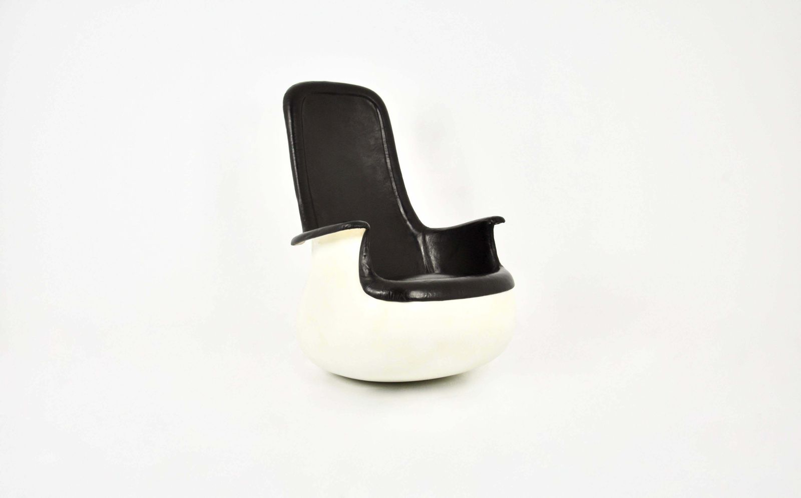 "Culbuto" Armchair By Marc Held For Knoll International, 1960s photo furniture