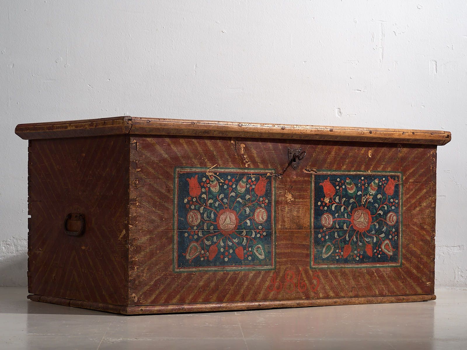 Antique Storage Trunk With Floral Motifs (C.1865) #14 photo vinterior