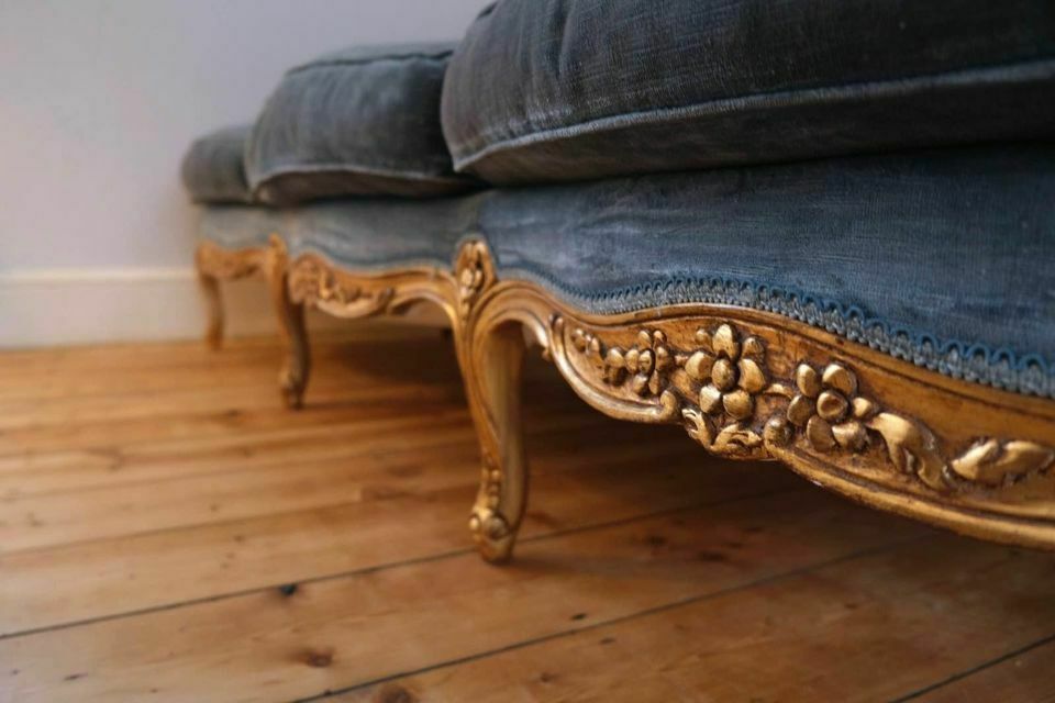 Vintage Style Sofa In Steel Blue Velvet photo 550.0