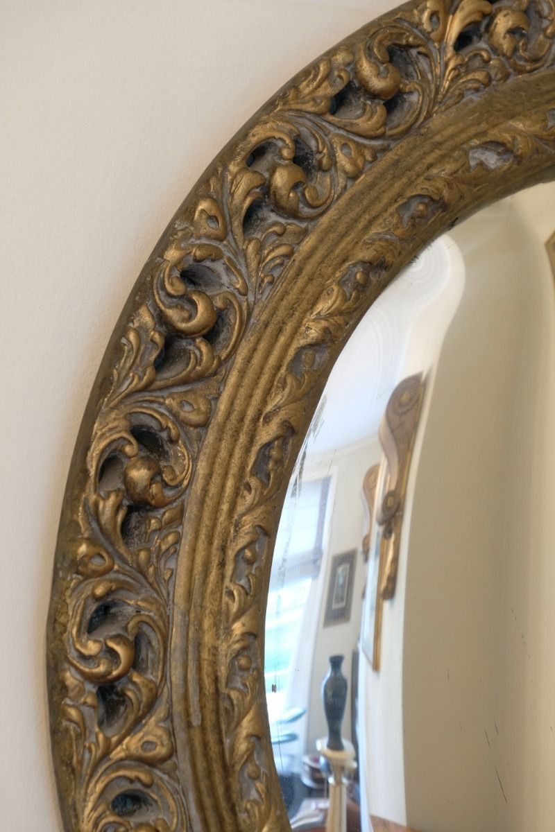 19th Century Round Convex Mirror With Pierced Giltwood Frame photo Home Decor