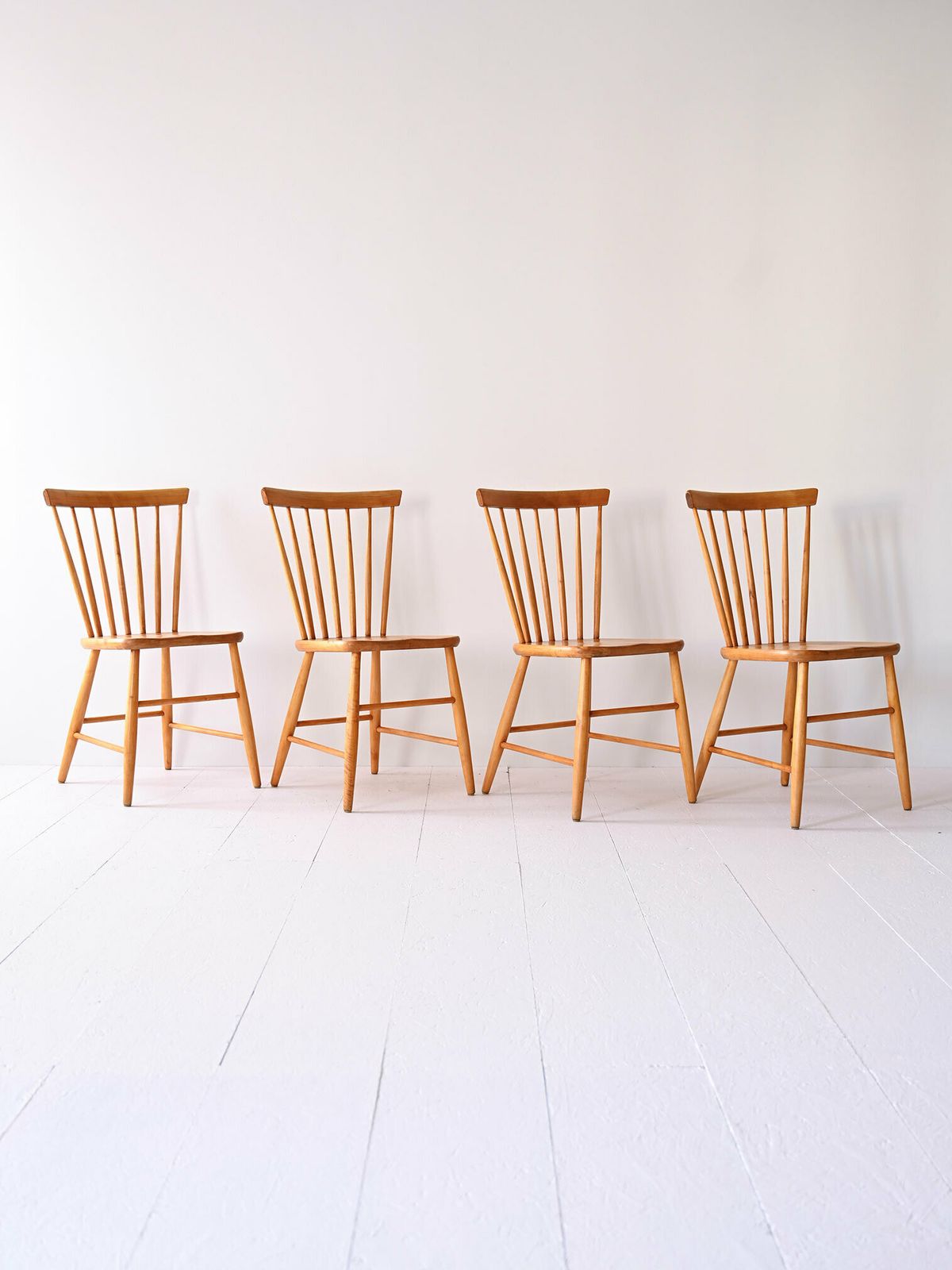 Scandinavische Houten Stoelen photo furniture
