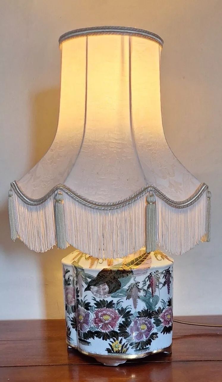 Large Oriental Porcelain Hand Painted Famille Rose & Gilt Table Lamp & Downtown Abbey Style Shade photo furniture