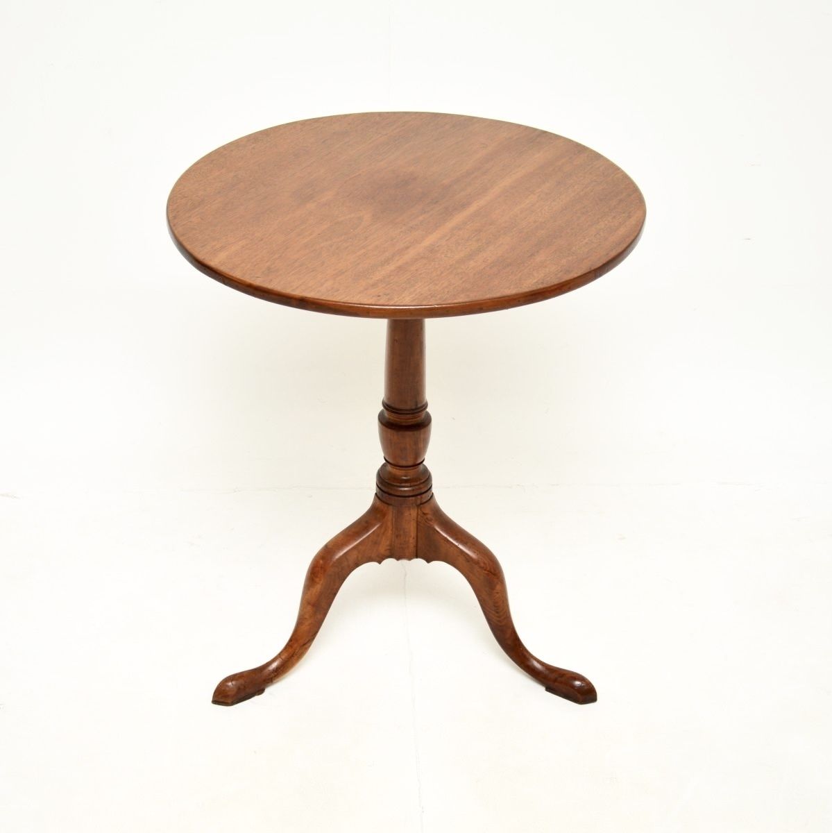 Antique Georgian Mahogany Tilt Top Occasional Table photo for sale