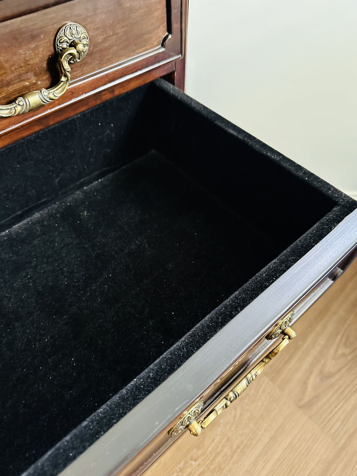 Solid Sheesham Wood Chest Of Drawer photo furniture