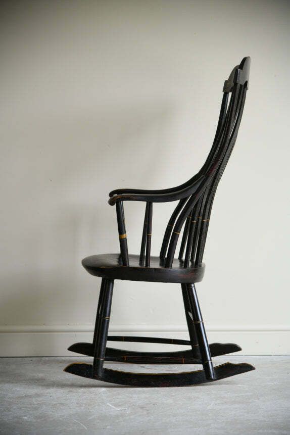 595.0 Antique Nichols & Stone Style American Rocking Chair photo