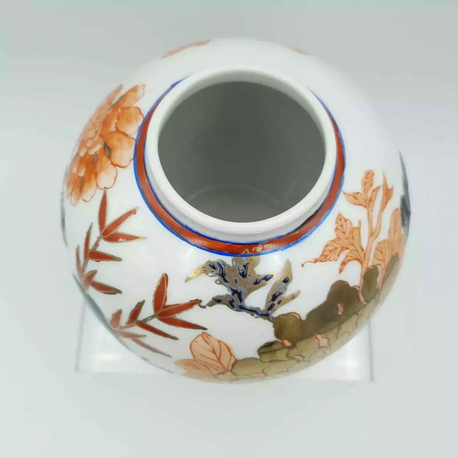 Chinese Qianlong Ginger Jar Hand Painted Imari Porcelain Raised Floral & Gilt photo vintage