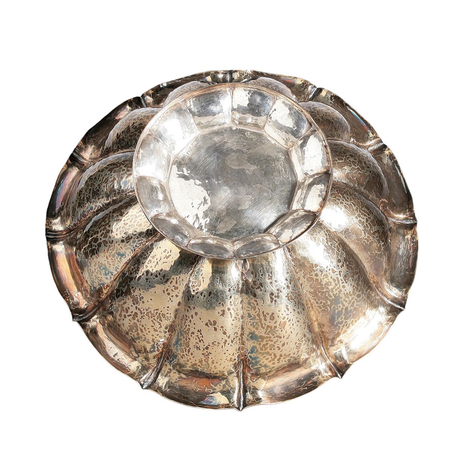 1910s Vienna Secession Patinated Silvered Metal Veined Serving Bowl/Centerpiece Designed By Dagobert Peche For Wiener Werkstätte, Austria photo Home Decor