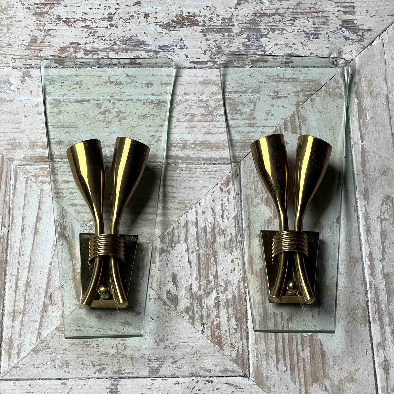Pair Of 1950s Italian Mid Century Modern Curved Glass Wall Light Sconces photo Lighting