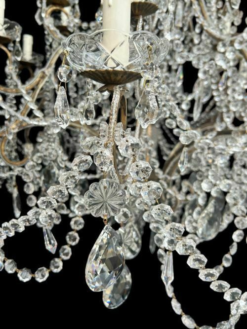 A Very Large 24 Light Florentine Beaded Gilt Antique Chandelier photo vinterior