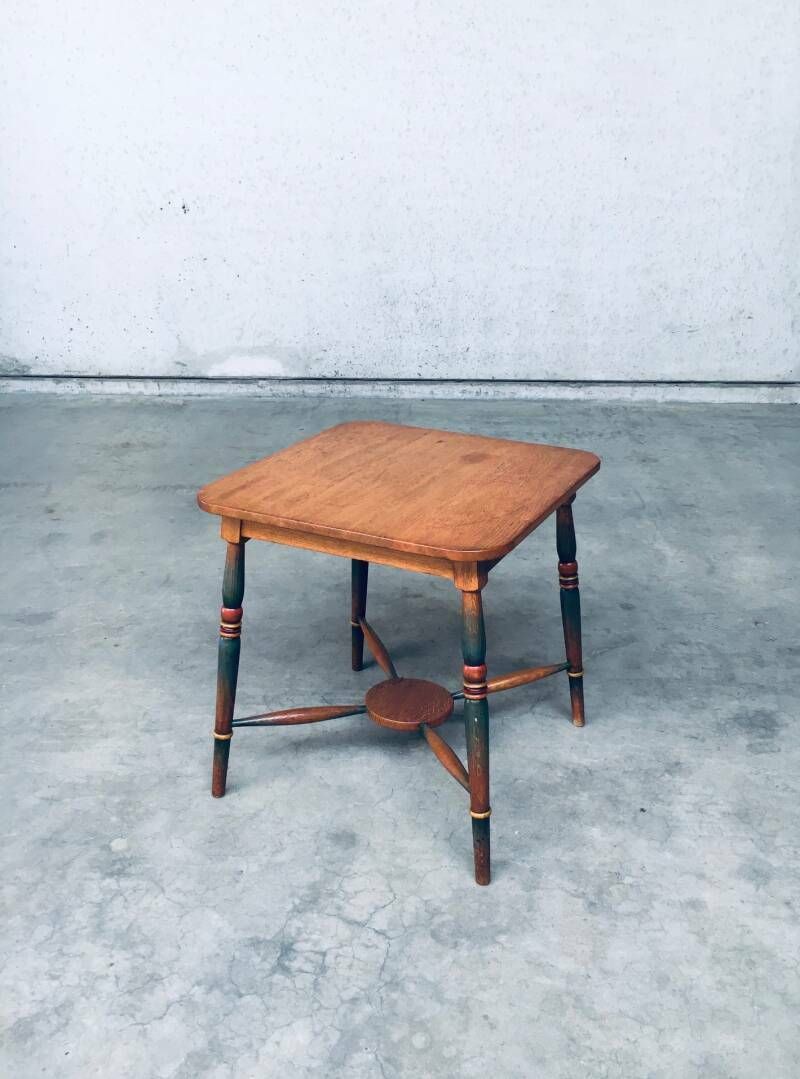 Amsterdam School Design Geschilderde Bijzettafel, Nederland Jaren 1920 photo furniture