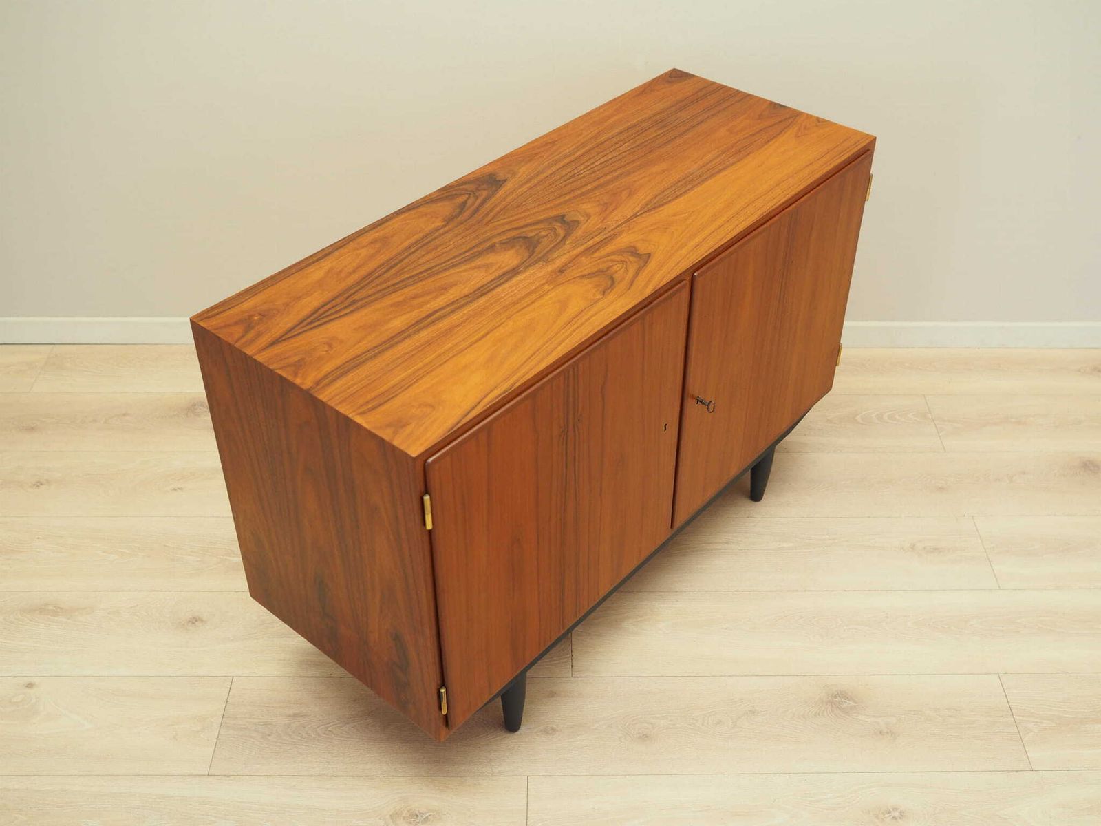 Vintage Cabinet, Danish Design, 1970s, Designer: Carlo Jensen, Production: Hundevad photo vinterior