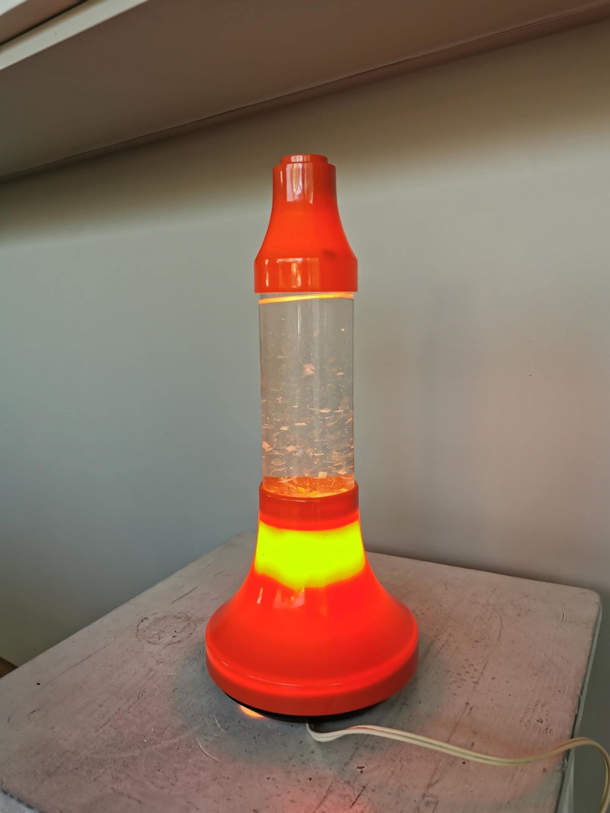 Vintage Orange Desk Lamp / Made In Italy 1970s / Space Age Italian Design Lava Table Light / Retro Lighting / Plastic With Water photo vinterior