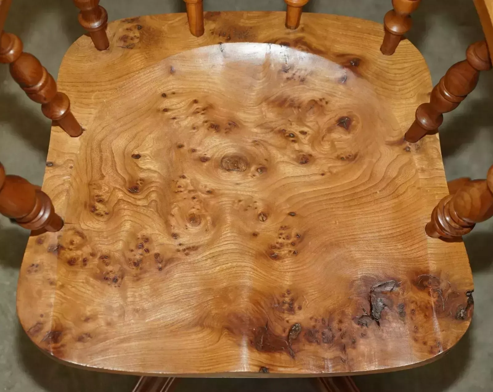 Super Rare Highly Collectable Burr Yew Wood Windsor Swivel Captains Office Chair photo 2850.0