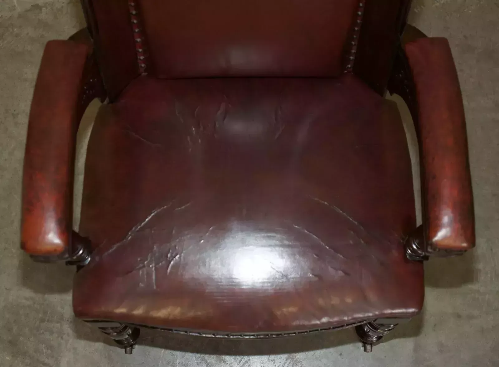 photo furniture Exqusiite Antique English Hand Carved Harvest "Labour & Wait" Throne Armchair