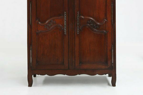 Large Louis XVI French Carved Bridal Wardrobe, 1850s photo 4043.0