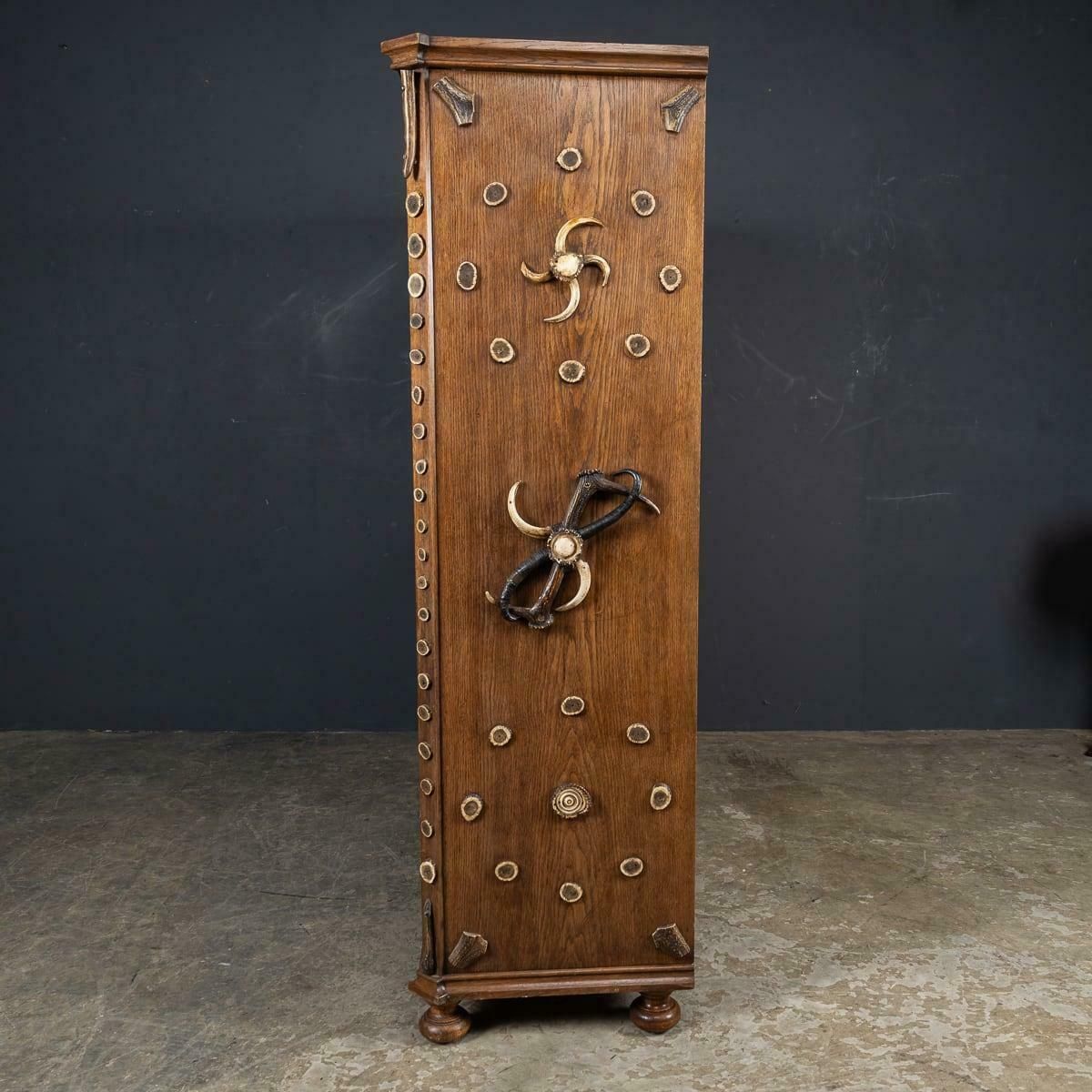 Antique 20th Century German Black Forest Oak & Antler Cabinet C.1900 photo Furniture