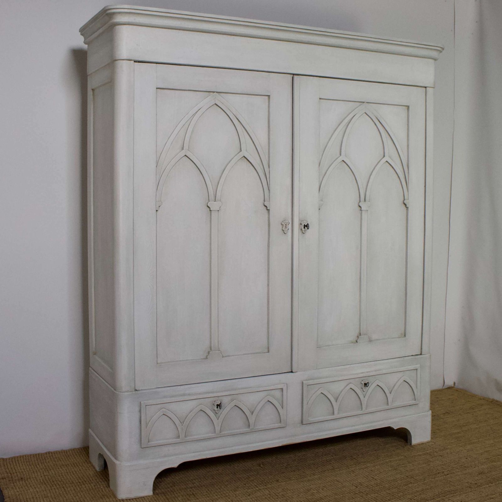 Large Antique Continental Wardrobe photo furniture