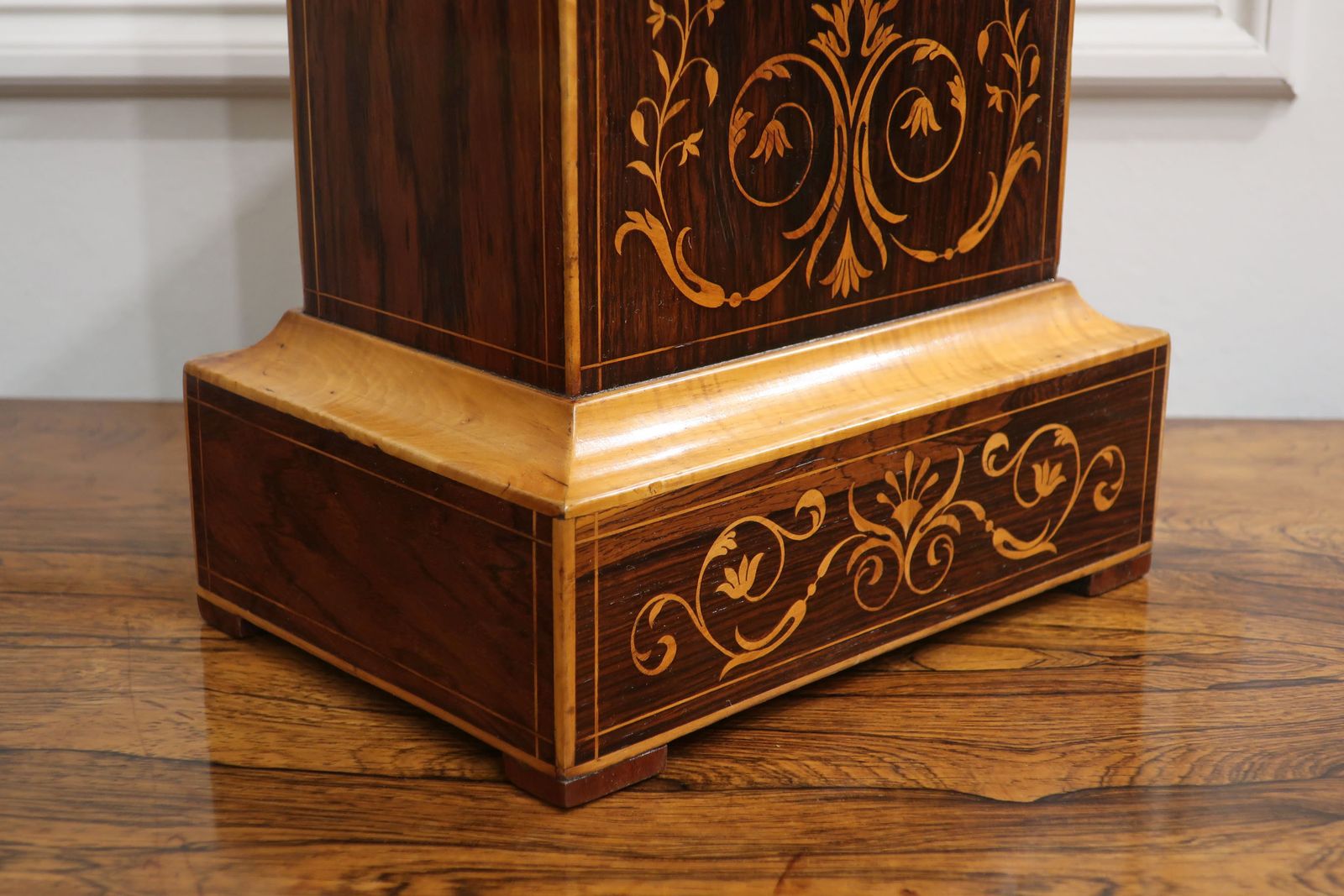 French Rosewood & Marquetry Mantel Clock photo 1375.0