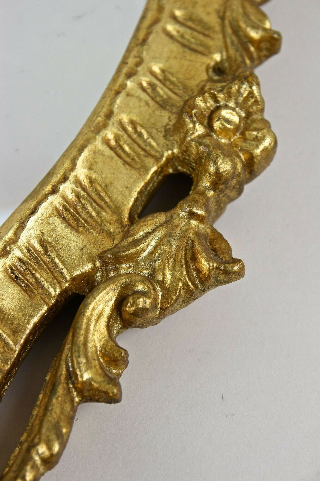photo vinterior Late 18th Century Gilt Baroque Wall Mirror, Handcarved   Italy Ca. 1790
