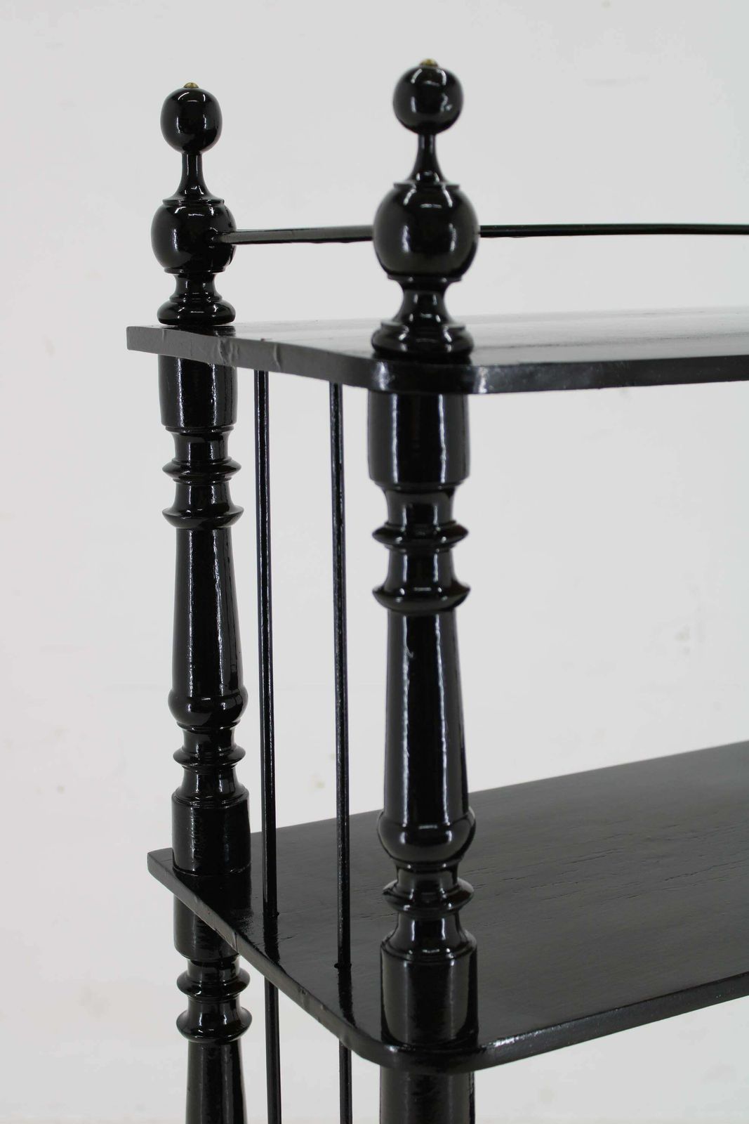 photo furniture Houten étagère Uit De Jaren 1950, Tsjecho Slowakije