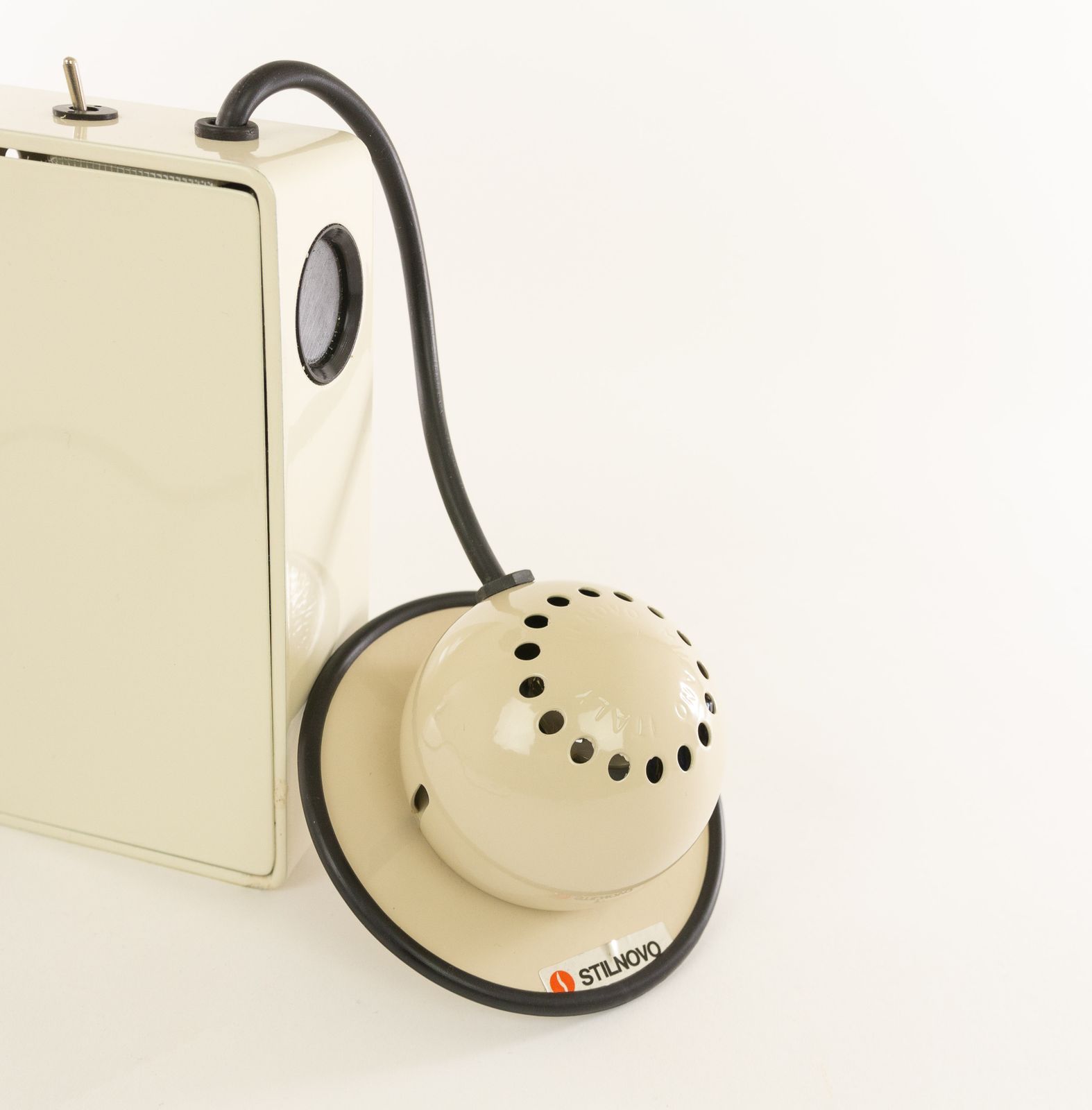 White Minibox By Gae Aulenti & Piero Castiglioni For Stilnovo, 1980s photo vinterior