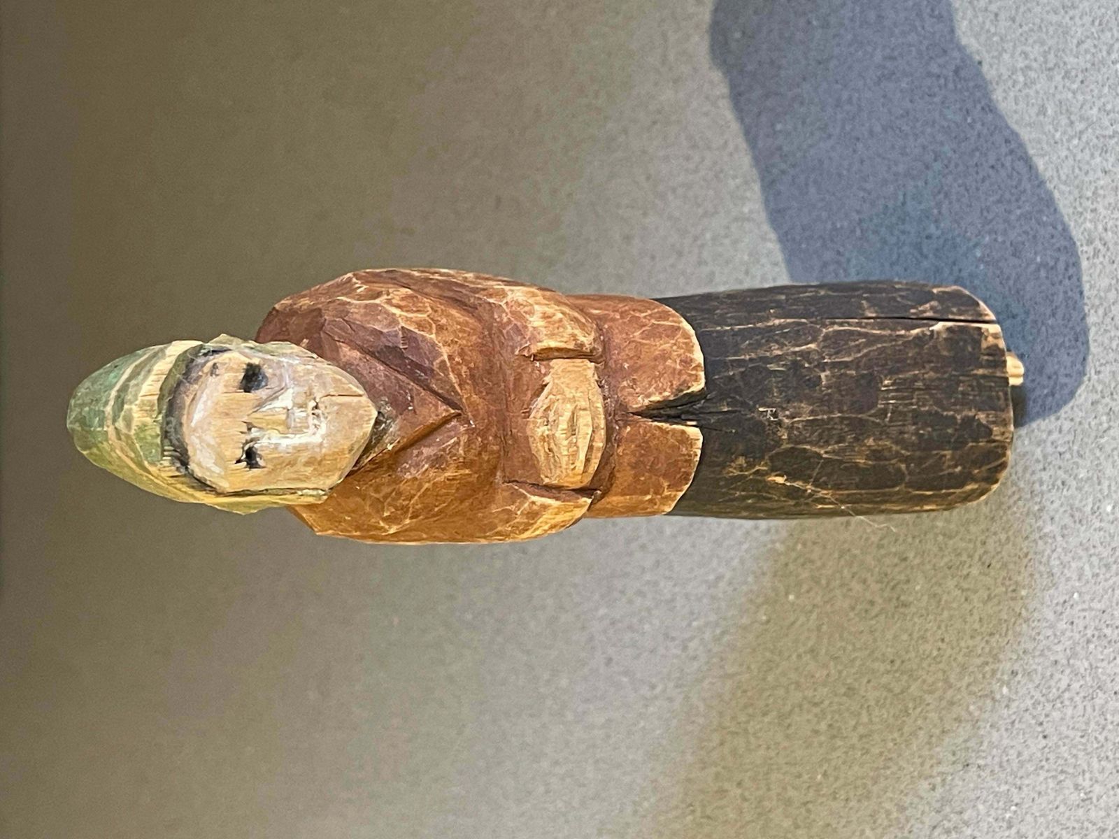 Wooden Carving Human Sculpture Rustic Dressed Antique Decorative Woman Figurine photo furniture