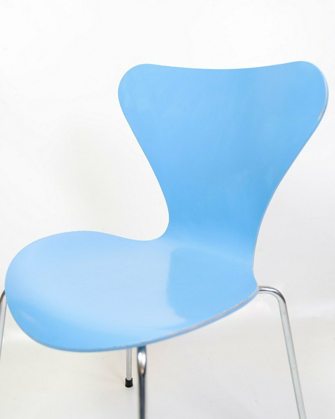 Set Of 5 Seven Chairs Model 3107 Lacquered In Light Blue By Arne Jacobsen For Fritz Hansen From 1980s photo Furniture