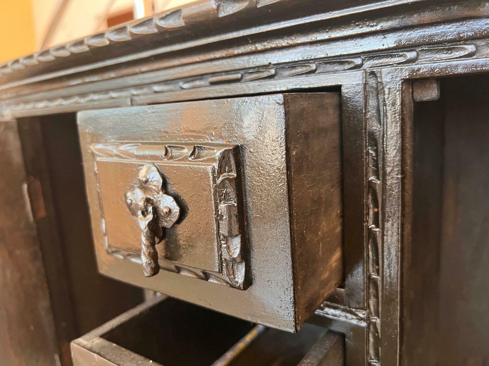 3538.0 Cabinet sur piédestal de style baroque espagnol, Bargueno ou Varqueno, XXe siècle photo
