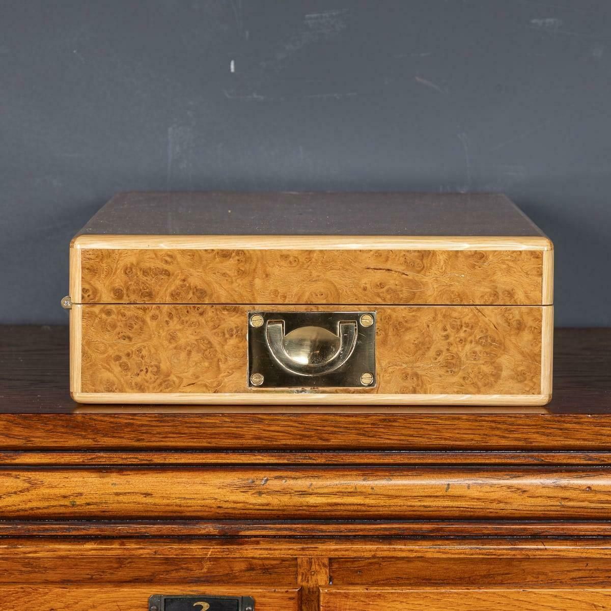 Contemporary Watch & Jewellery Box Made In Pollard Oak photo vinterior